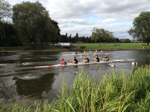 Cambridge 99 (far side) lead Worcester at the half way point.